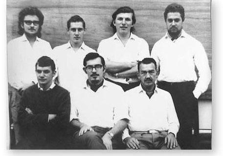 GOUGH 10 (1964-1965): Back (L-R) Evert Scholtz (Meteorologist), Nico Venter (Meteorologist), Willie Taal (Meteorologist), Du Toit Olivier (Radio Technician); Front: Carl Booysen (Radio Operator), Gawie Viviers (Meteorologist/Leader), Jannie Herbs (Medic).