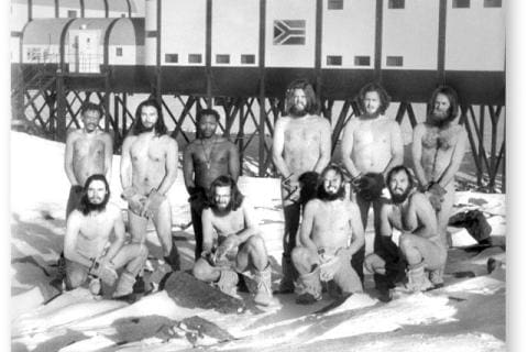 SANAE 39 (2000): Back (L-R) Michael Rabotho (Diesel Mechanic), Riaan du Preez (Mechanical Engineer), Tankiso Modise (Durban), Jaco Minnie (Potch), David Volschenk (Diesel Mechanic), Jan Wiid (Radar); Front: Mike Johannes (Meteorologist), Armin Deffur (Doctor/Leader), Paul van Warmelo (Electrical Engineer), Morne Smit (Communications).