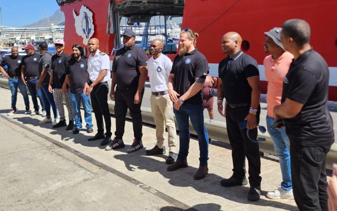 Welcoming reception for S.A. Agulhas II in Cape Town